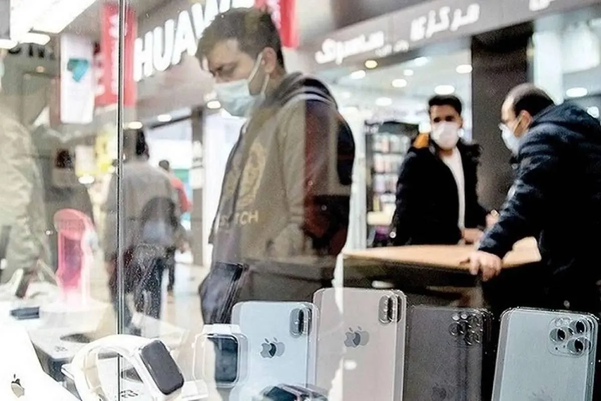 تاثیر رنگ و فضای ذخیره سازی در قیمت تمام شده آیفون